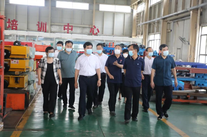 市委常委、县委书记王俊红到必赢bwin线路检测中心调研 