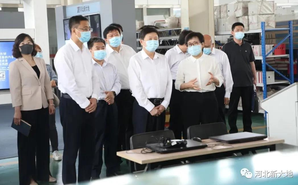省人大常委会副主任邢国辉一行莅临必赢bwin线路检测中心走访调研